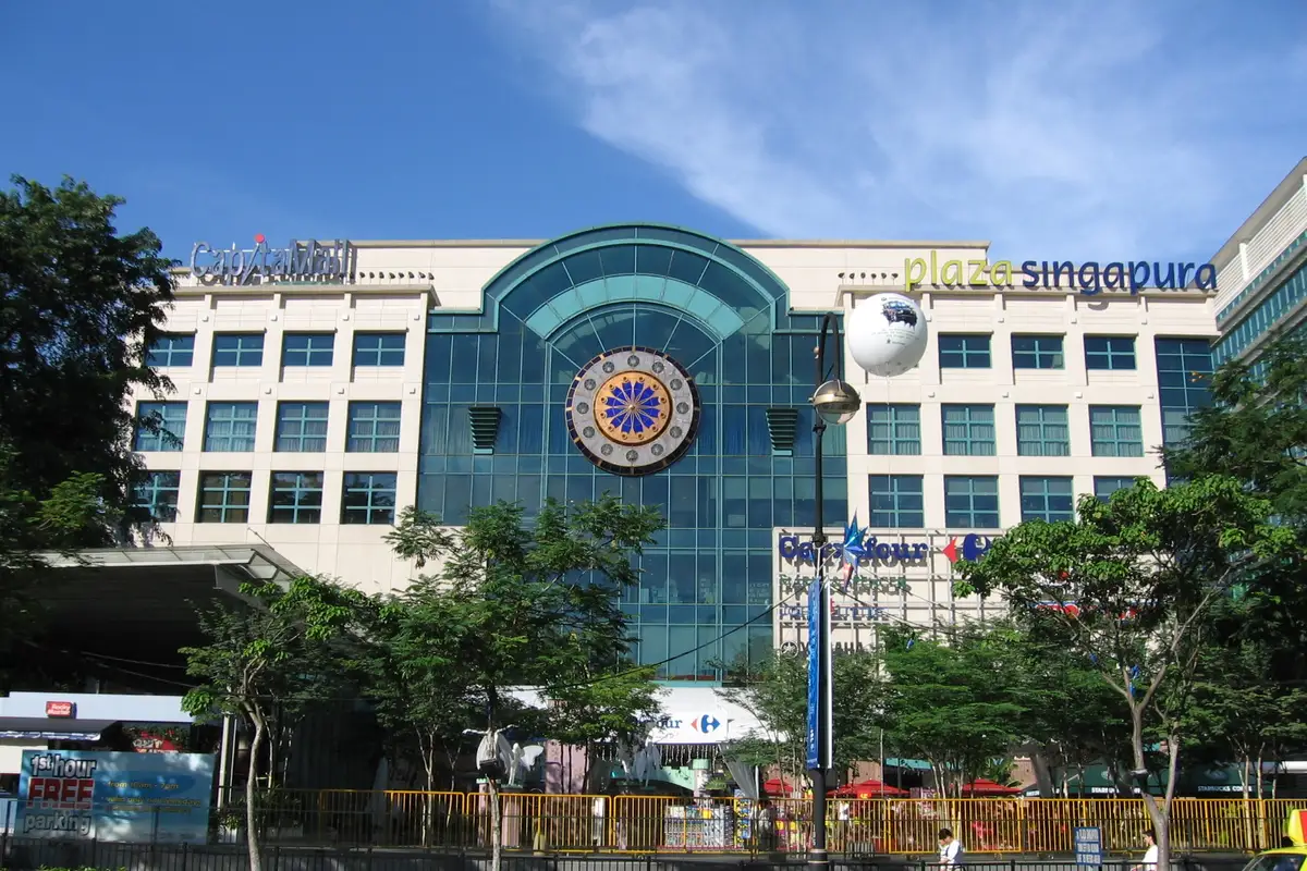 Plaza Singapura, Singapore